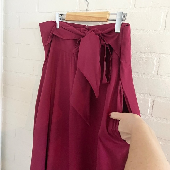 Stunning Maxi Skirt Burgundy Dark red Flowy Lightweight Pleated Belted Bow XXL - Picture 10 of 14